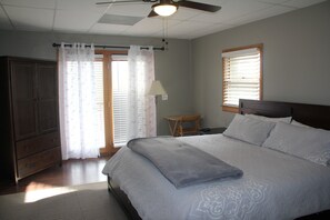 4 bedrooms, WiFi, bed sheets