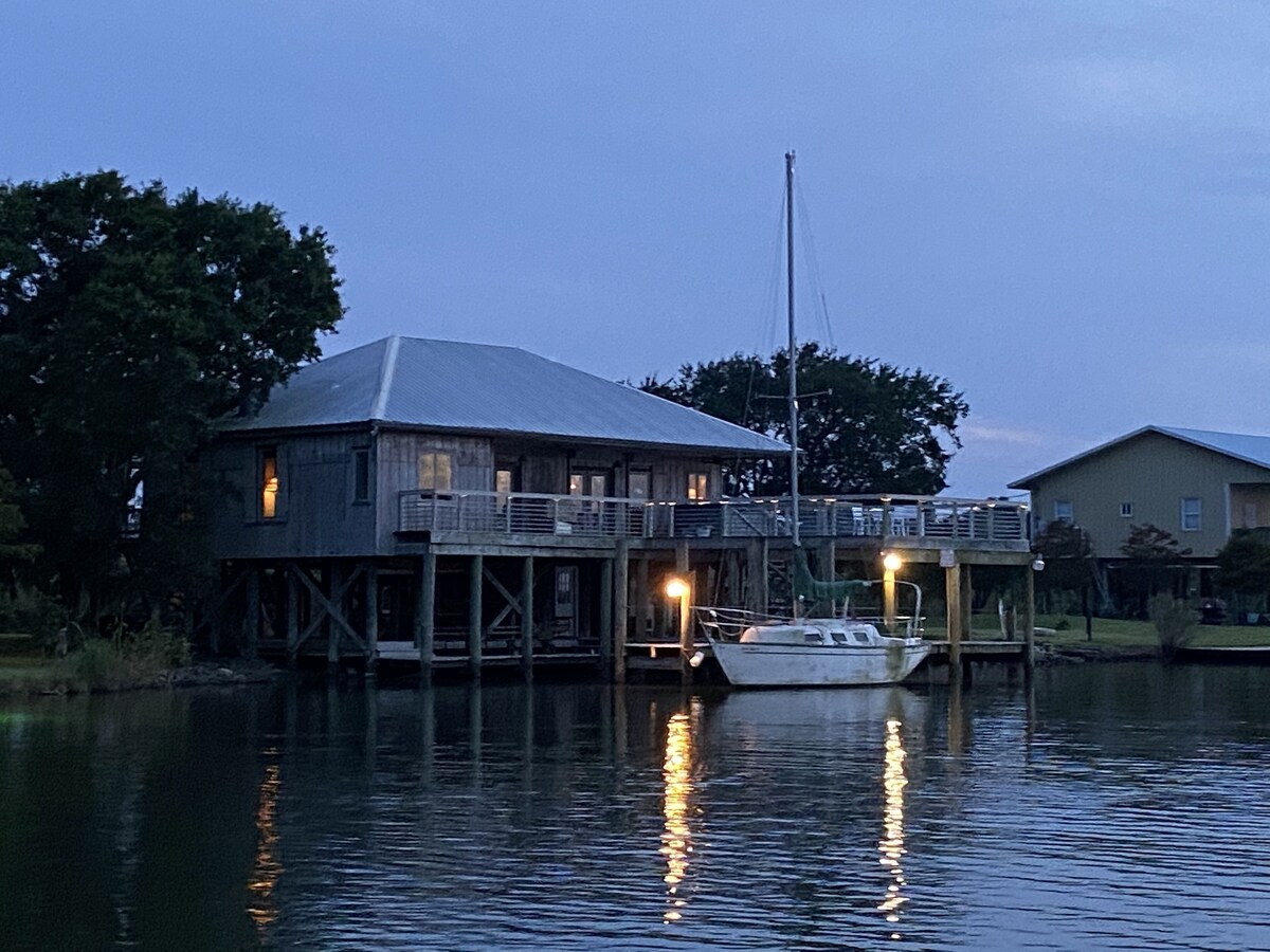 Your Waterfront Escape - 28 min to the French Quarter