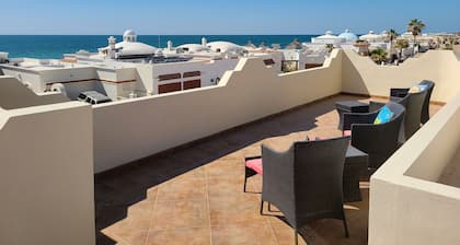 Casa Margarita Playa la Jolla. 4 or 5 bdrm
Pets? Yes.
Add the casita + 70 per