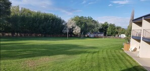 Exterior - Red Arrow Inn & Suites, a Travelodge by Wyndham (Montrose)