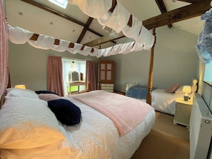 2 chambres, Wi-Fi gratuit, draps fournis