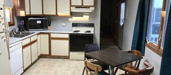 Elisha's Place ~ Close to I-94