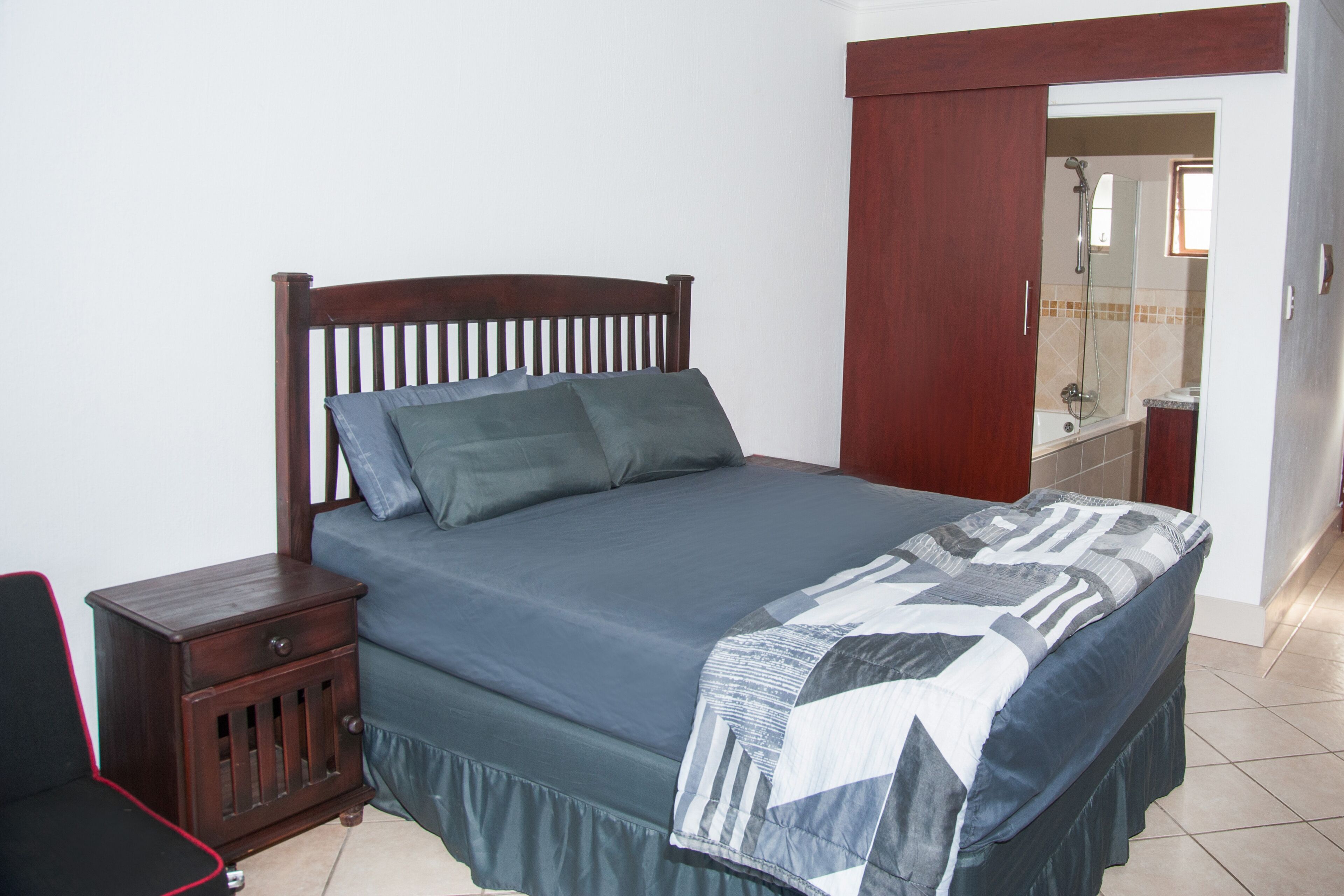 Tuscan Hotel Apartment