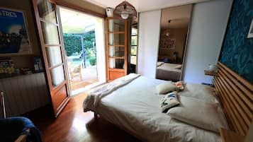 1 chambre, fer et planche Ă repasser, Wi-Fi, draps fournis