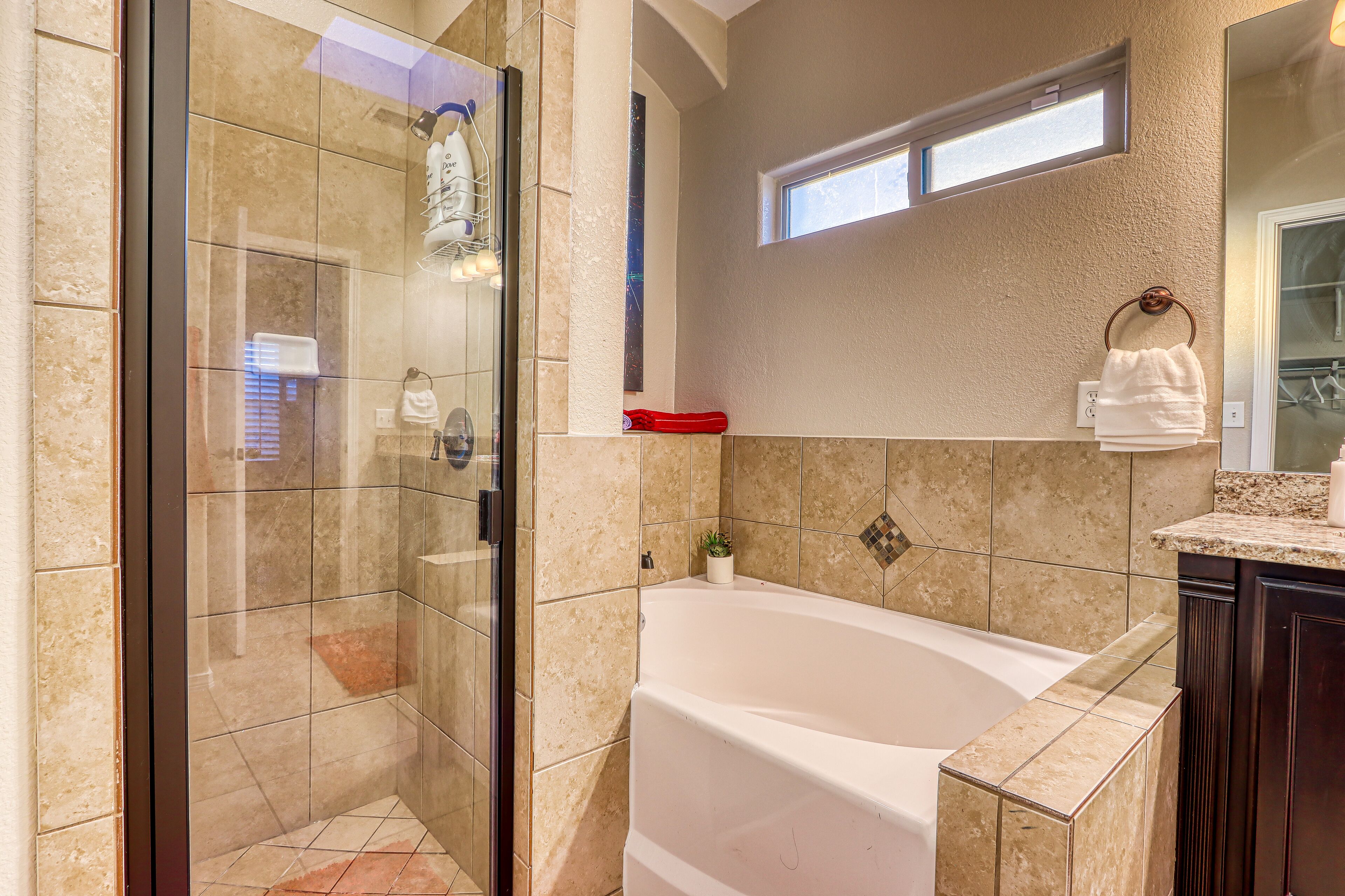 TOY STORY EXPERIENCE, PIZZA PLANET, ANDYS ROOM