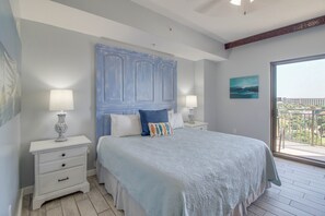 Betten mit Memory-Foam-Matratzen, Bügeleisen/Bügelbrett, WLAN