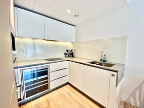 Leilighet, eget bad (Vauxhall Properties) | Eget kjøkken