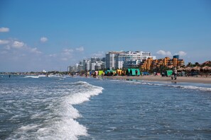 Beach nearby, beach towels