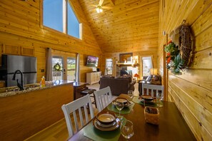 Interior - close to Dollywood no cleaning fees (Sevierville)
