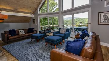 TV connectée, cheminée, baby-foot