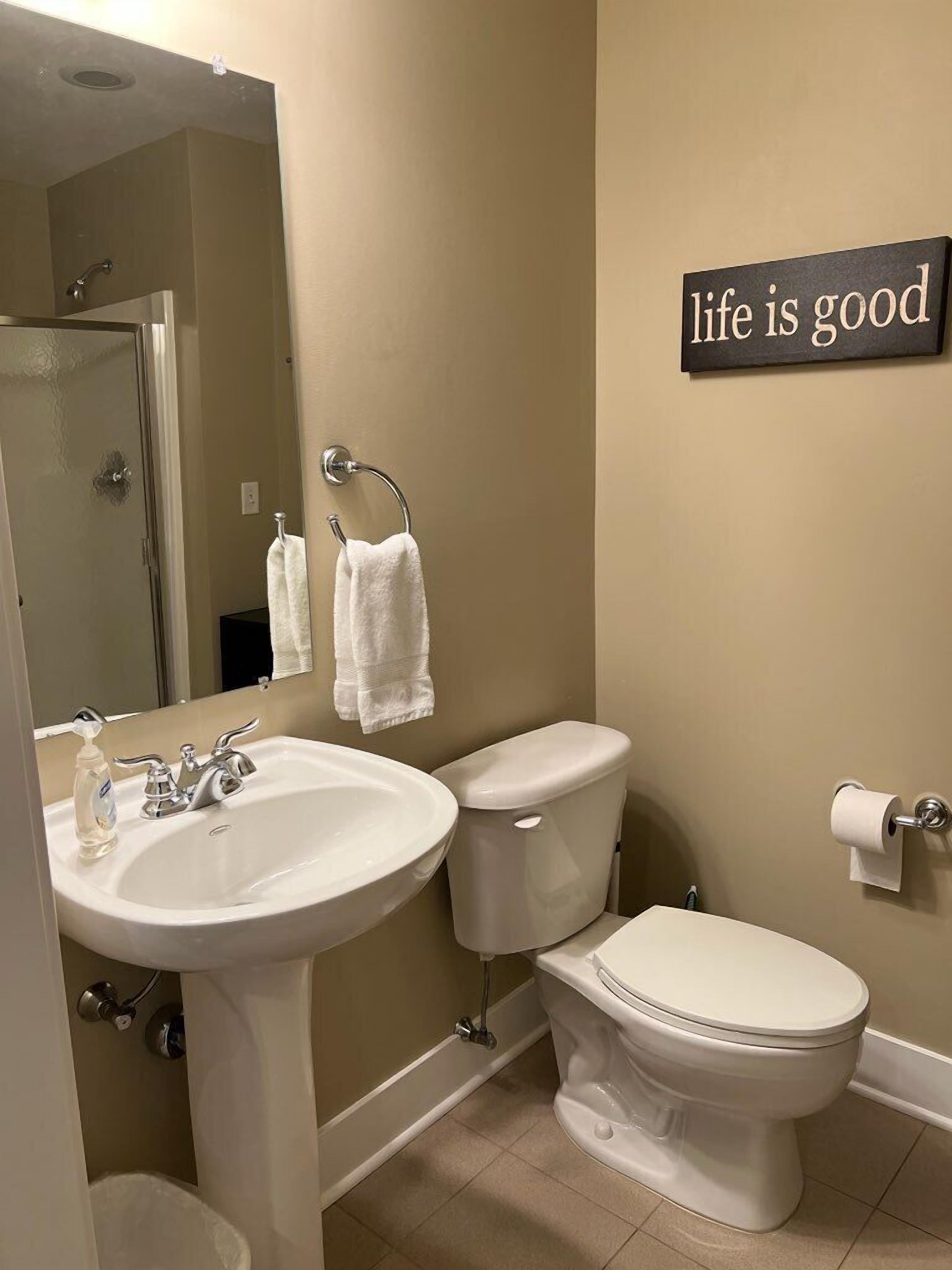 Gorgeous Condo in the heart of Grand Haven