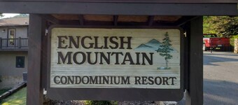 English Mtn Retreat Close To The Smoky Mountains!