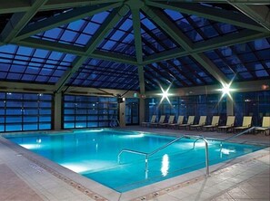 Piscina coperta, piscina all'aperto