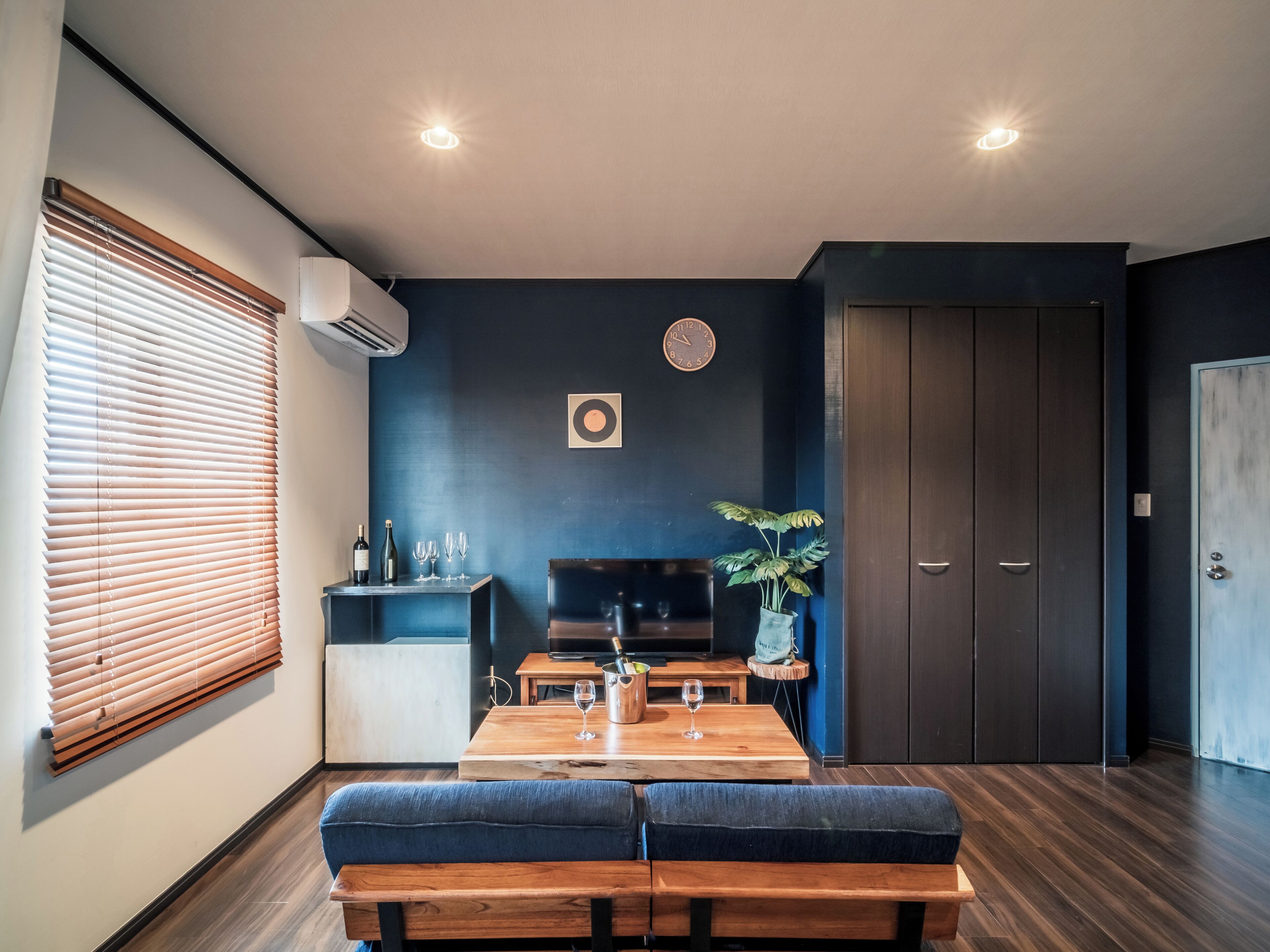 Living area | Flat-screen TV