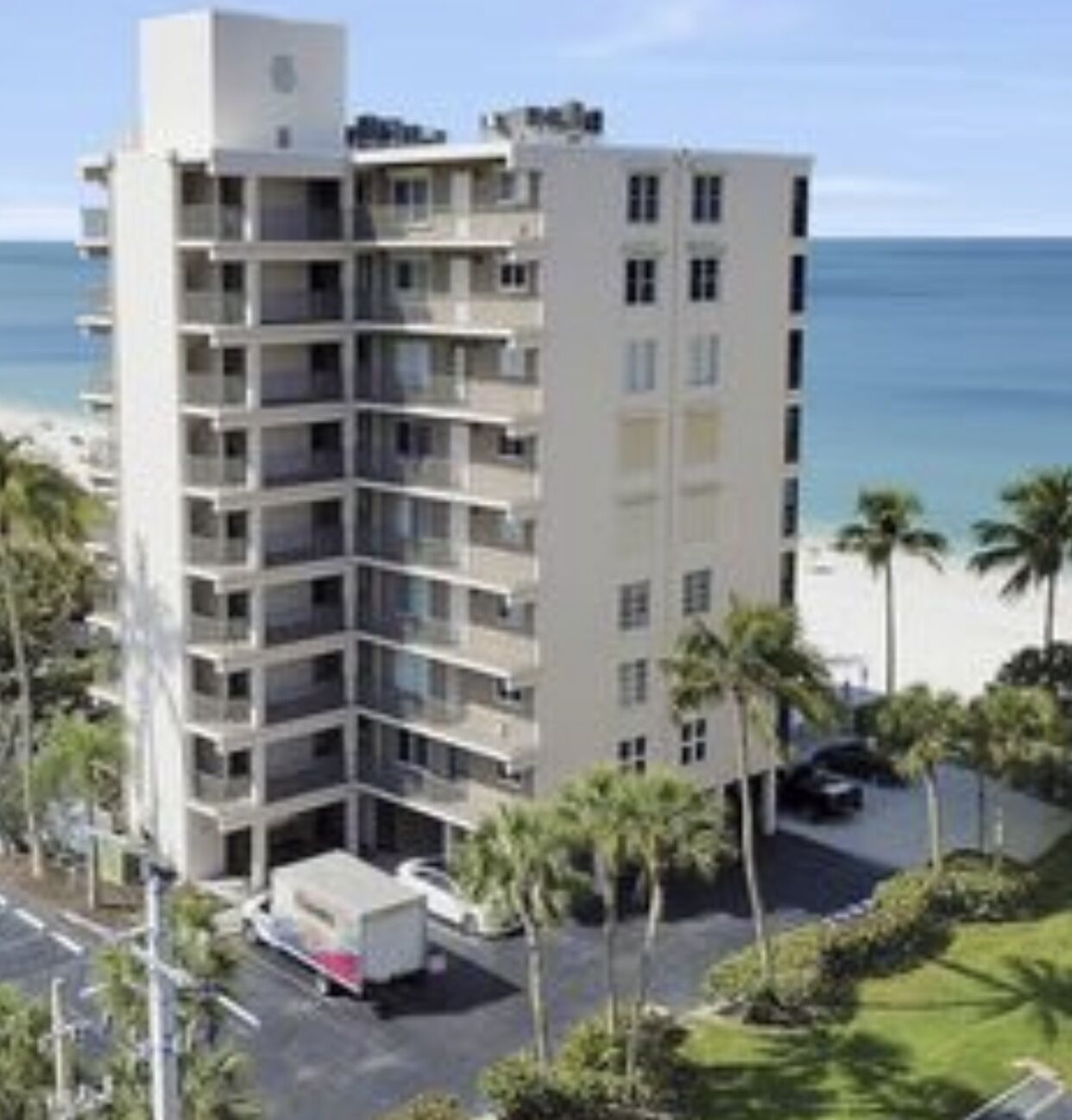 Oceanside luxury condo with amenities