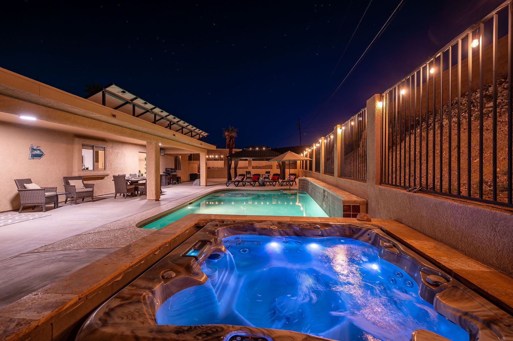Amazing Lake Havasu Pool Home Sleeps 8