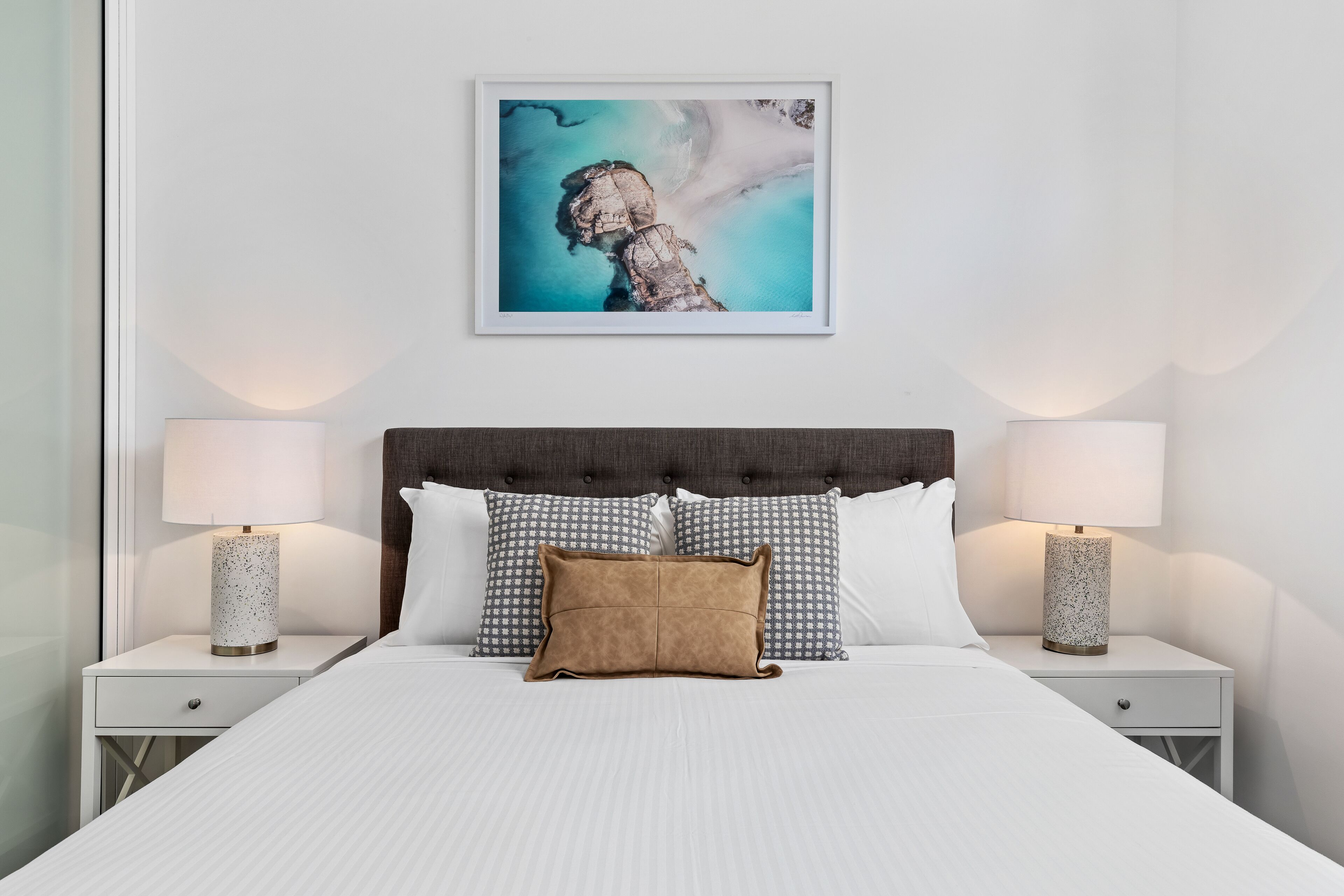 Azure Apartments by Urban Rest — image 23