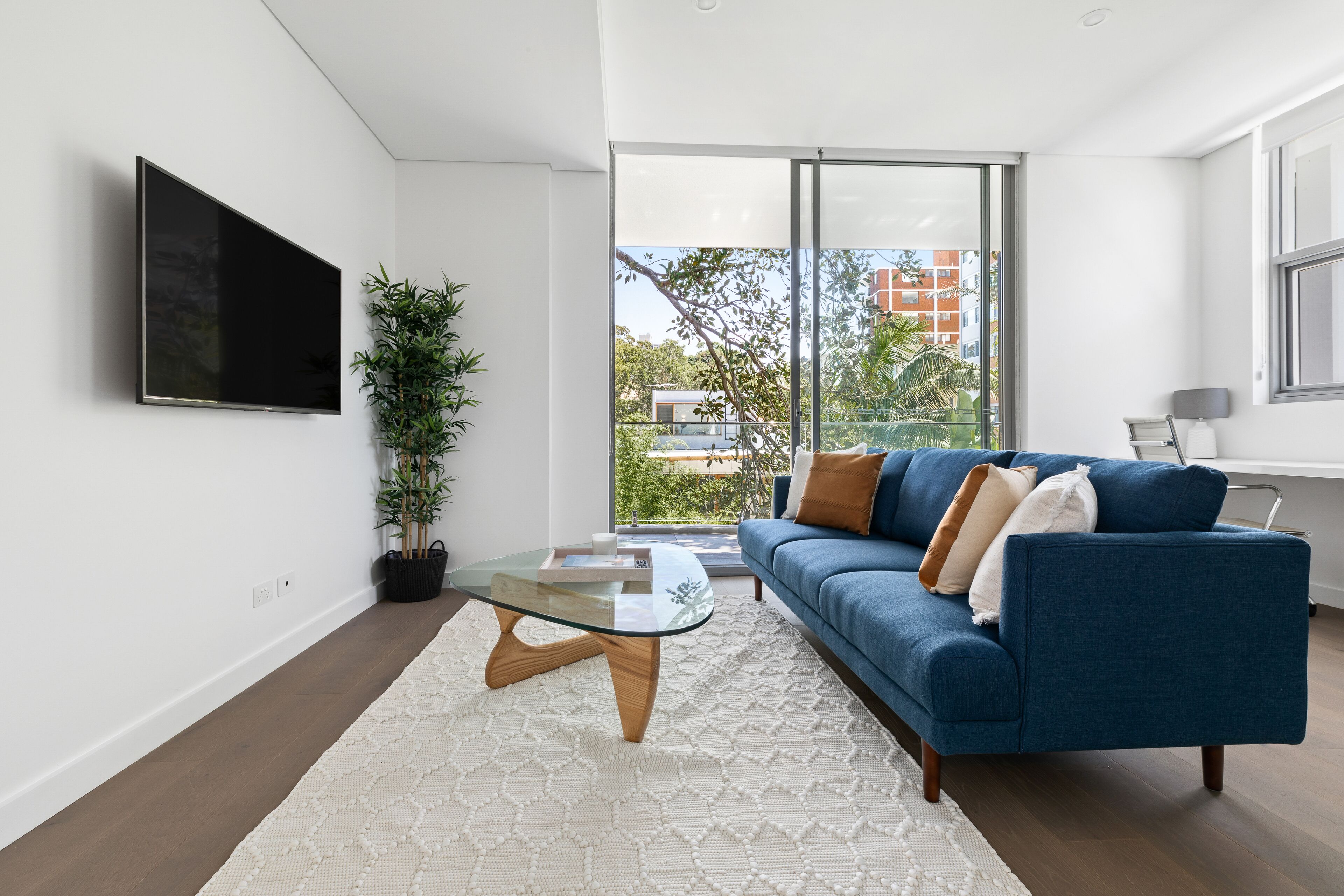 Azure Apartments by Urban Rest — image 14