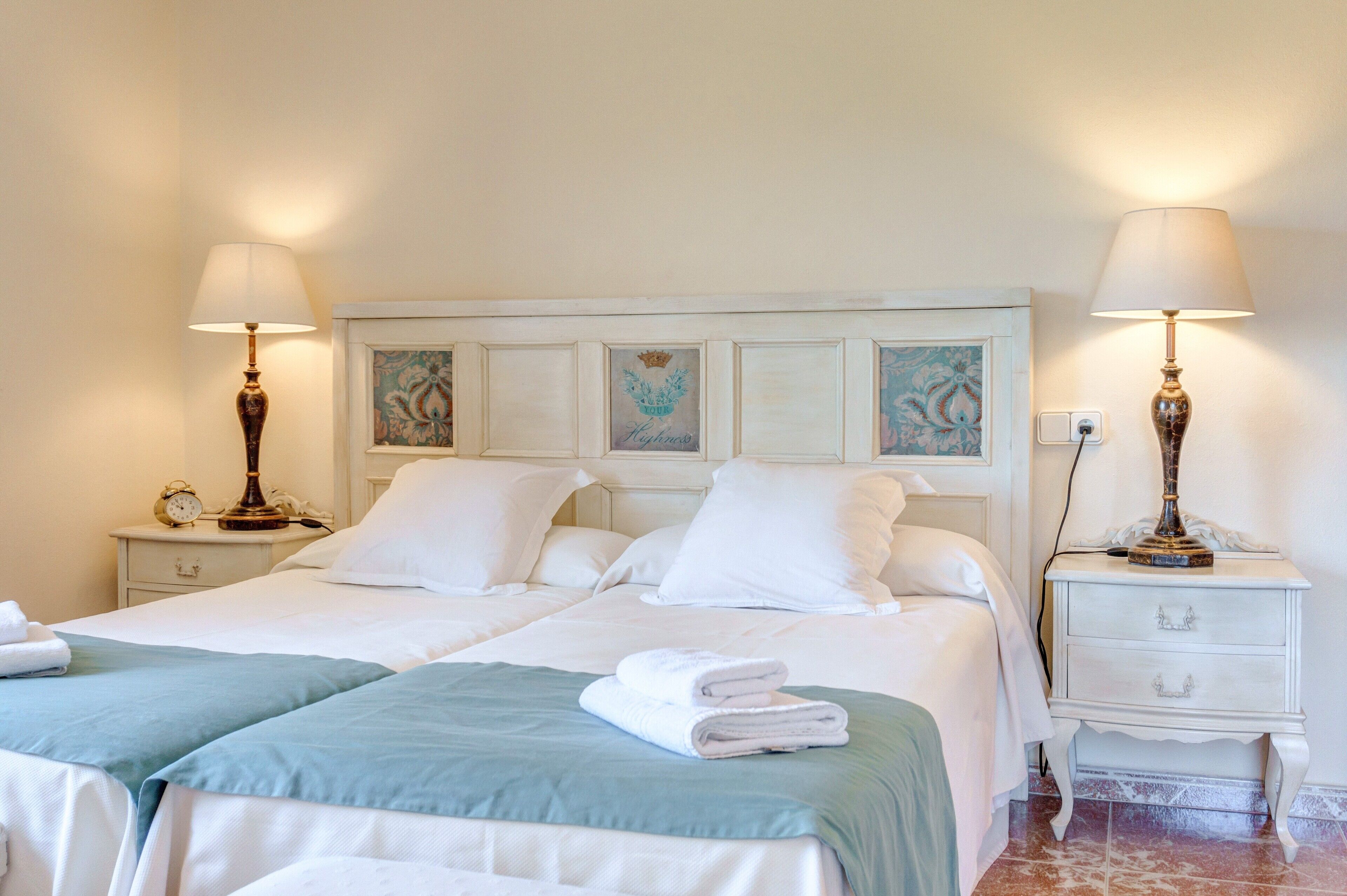 4 間睡房、熨斗/熨衫板、免費 Wi-Fi、床單