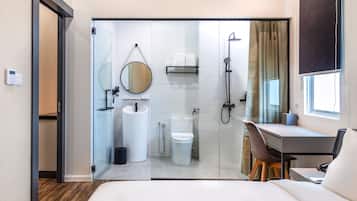 Colley Suite | Bathroom | Shower, rainfall showerhead, free toiletries, hair dryer