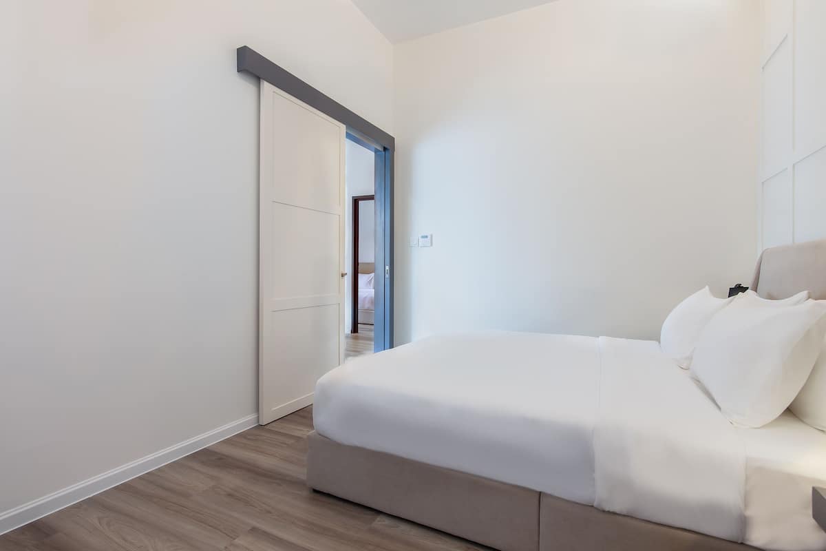 Wesley Suite