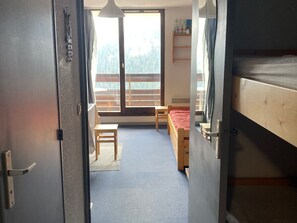 Room - Studio cabin at the slopes, balcony, pets welcome (Le Pleynet)