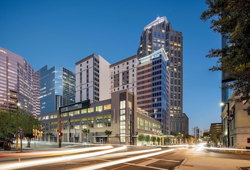 Hyatt House Tampa Downtown