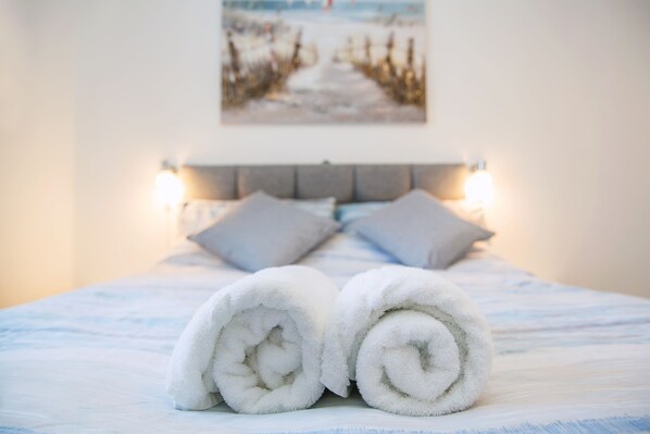 双人房 | 熨斗/熨板、免费 WiFi、床单