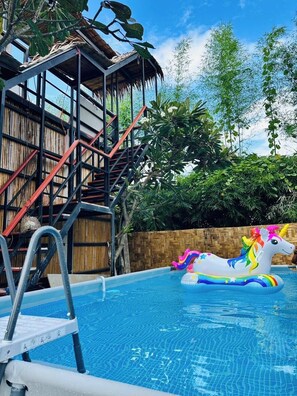 Piscina a l'aire lliure