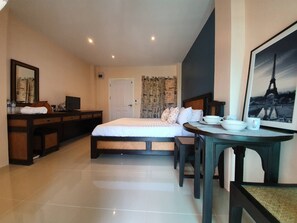 Basic Studio, Multiple Beds | Blackout drapes, soundproofing, iron/ironing board, free WiFi - Samutsakorn Apartment (Samut Sakhon)