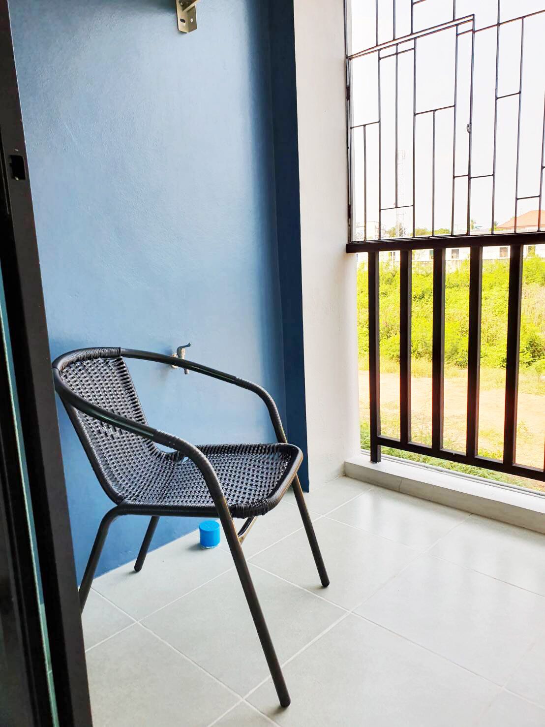 ベーシック スタジオ ベッド (複数台) | 遮光カーテン、防音設備、アイロン / アイロン台、WiFi (無料)