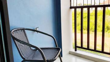 Basic Studio, Multiple Beds | Blackout drapes, soundproofing, iron/ironing board, free WiFi