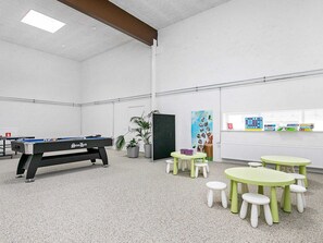 Apartment | Game room - 6 Person Holiday Home in Brovst (Brovst)