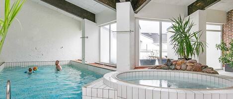 Appartamento | Piscina | Piscina coperta, piscina all'aperto