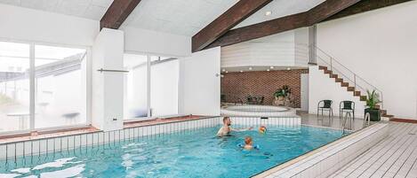 Apartment | Pool | Indoor pool, outdoor pool
