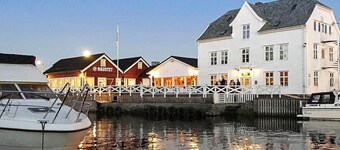 6 Person Holiday Home in Austrheim