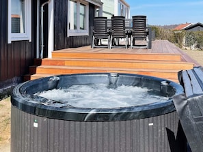 House | Spa treatment