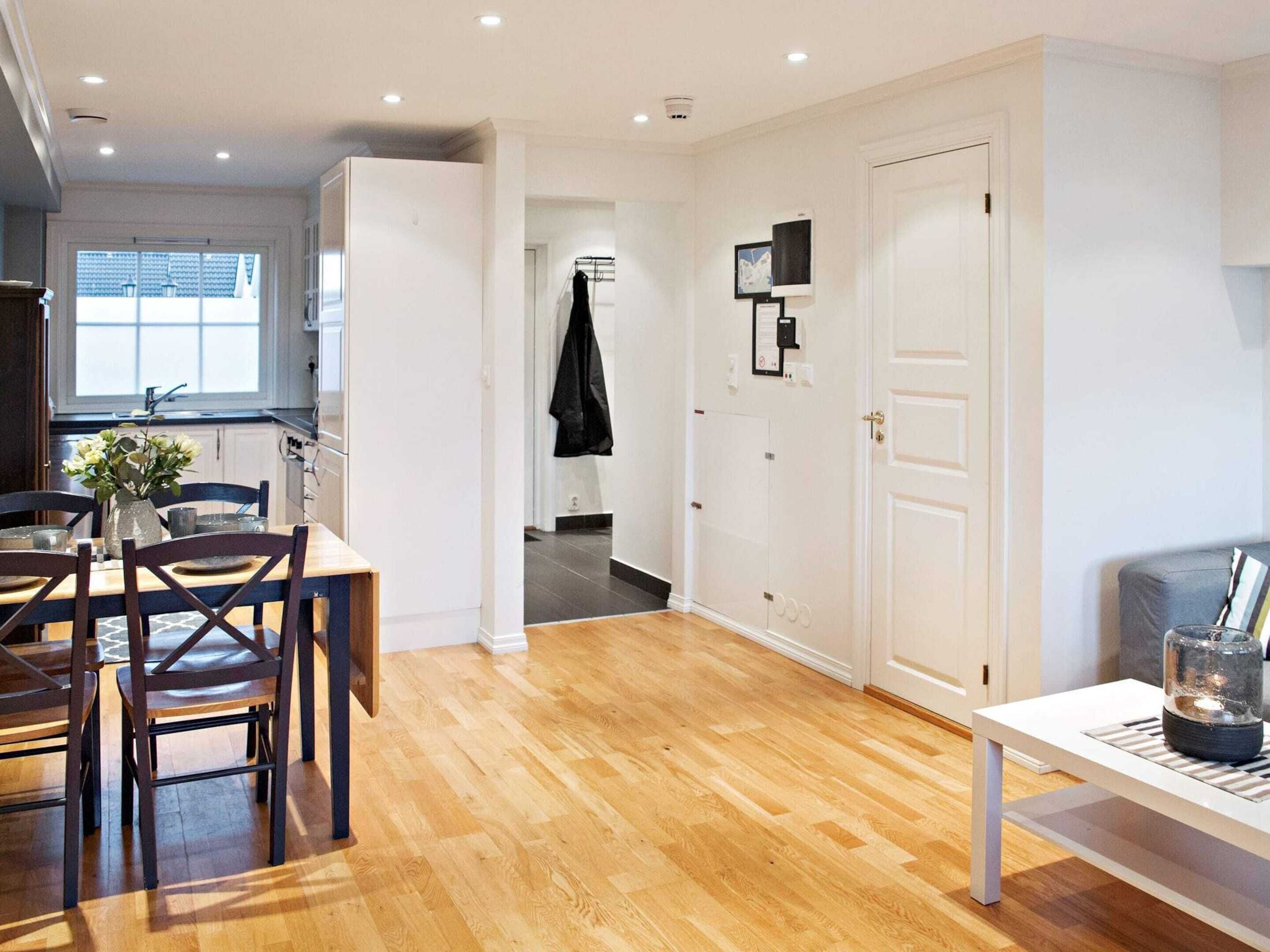 House | Dining