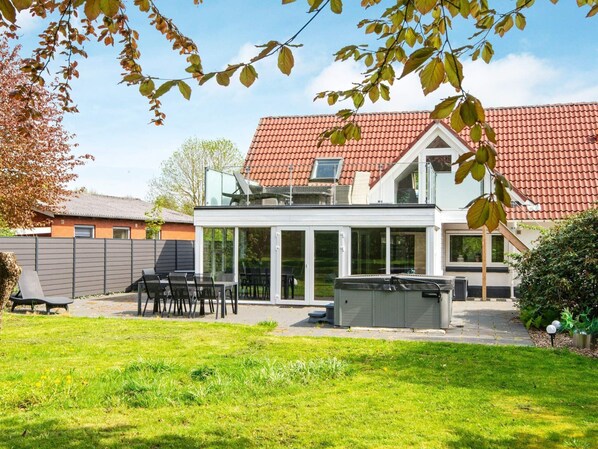 House | Exterior