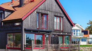 Exterior - 5 Person Holiday Home in Fjallbacka (Fjallbacka)