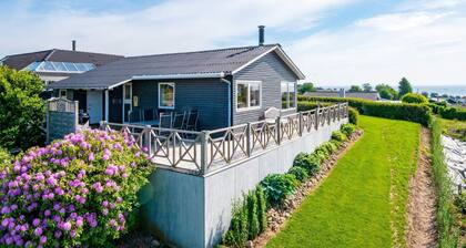 6 Person Holiday Home in Hejls