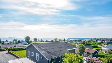 House | Water view