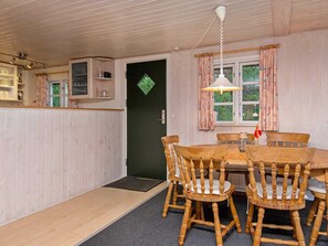 House | Dining - 4 Person Holiday Home in Ringkobing (Ringkobing)
