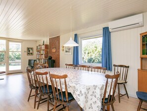 Dining - 6 Person Holiday Home in Hals (Hals)