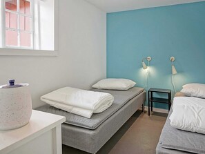 4 bedrooms