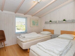 House - 6 Person Holiday Home in Ebeltoft (Ebeltoft)