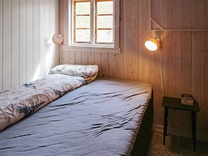 3 bedrooms, individually furnished
