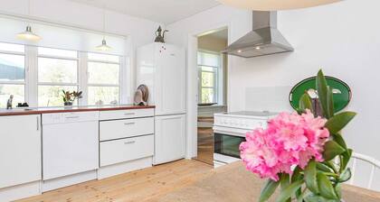 6 Person Holiday Home in Hjorring