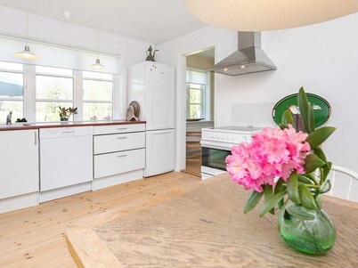 6 Person Holiday Home in Hjorring