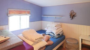 1 bedroom, cots/infant beds - 4 Person Holiday Home in Jægerspris (Jægerspris)